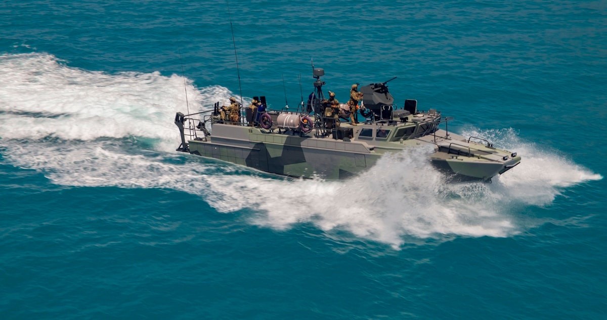 BK-16 Raptor Class Russian Boat (DD)